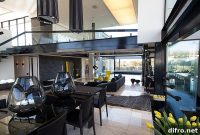 House Ber Showcases Sculptural Architecture and Bold Design