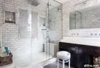 Shower Cleaning Tips for a Spotless Powder Room