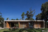 Marindia House in Montevideo: Movable Wooden-Slat Wall