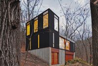 Stacked Cabin: Vertical Cabin Design with Modern Refinement