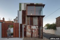 Aussie Tin Shed Renovation: Transforming an Old Shed