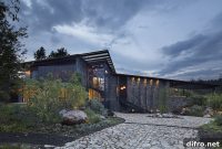 Discover Sustainable Luxury in this Modern Rustic Retreat