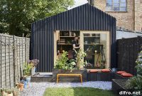 Adaptable London Garden Studio and Office That Maximizes Space
