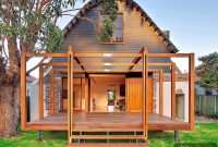 Cape Fear House Restored: 1920s Californian Bungalow in Sydney