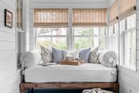 Painted Floors in Bedrooms: A Seasonal Trend That Stands Out