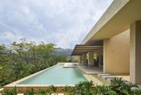 Luxury Weekend Home with Fireplace and Scenic Water Views
