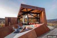 Geometric Mountain Home Nestled in the Rockies