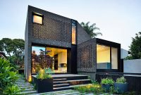 Brick, Steel and Timber Extension Revives Melbourne Heritage Home