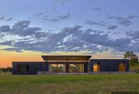 Wistow House: Contemporary Farmhouse in Steel, Brick, Timber