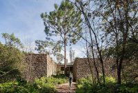 Valle de Bravo Home with Lush Greenery and Natural Finishes