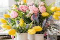 Spring Table Centerpiece Ideas for Entertaining Season