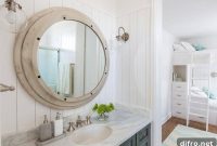 39 Coastal Chic Bathroom Designs for an Ocean Retreat