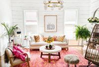 Summer Design Trends: Colors, Natural Materials & Outdoor Living