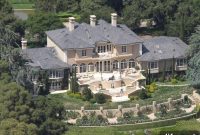 Inside Oprah Winfrey’s $90M Montecito Mansion