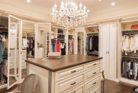 Walk-In Closet Island Ideas to Upgrade Your Wardrobe