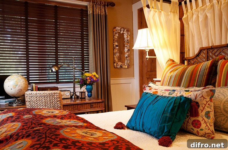 An array of colors give the room a modern Moroccan touch