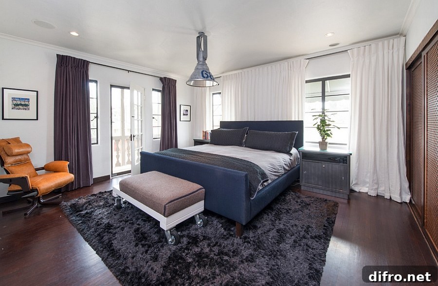 Fascinating bedroom puts a modern spin on the classic Spanish style
