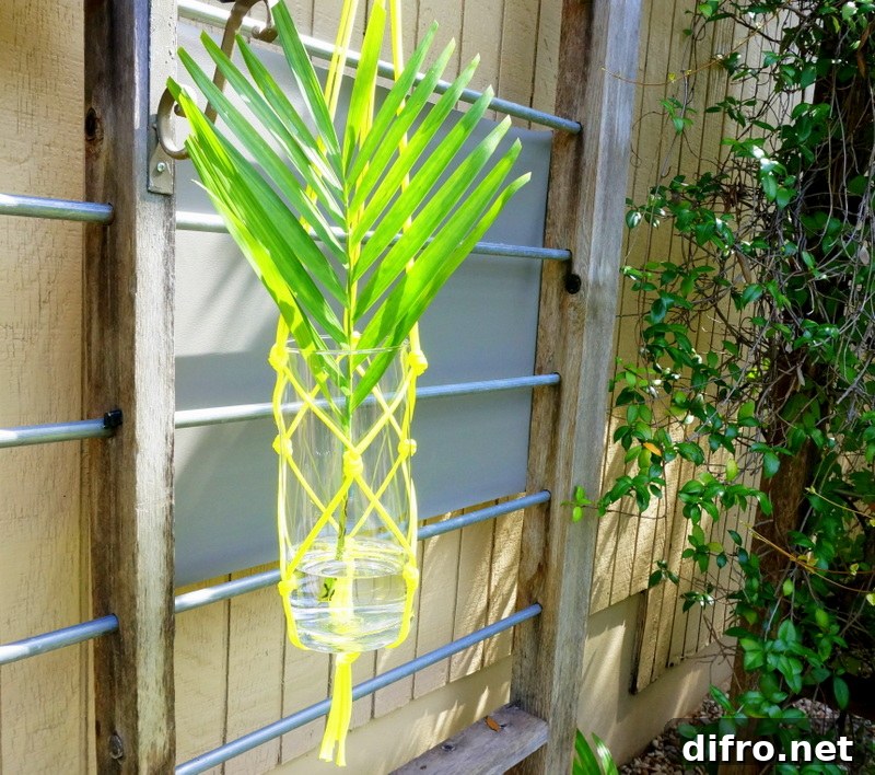 DIY hanging vase
