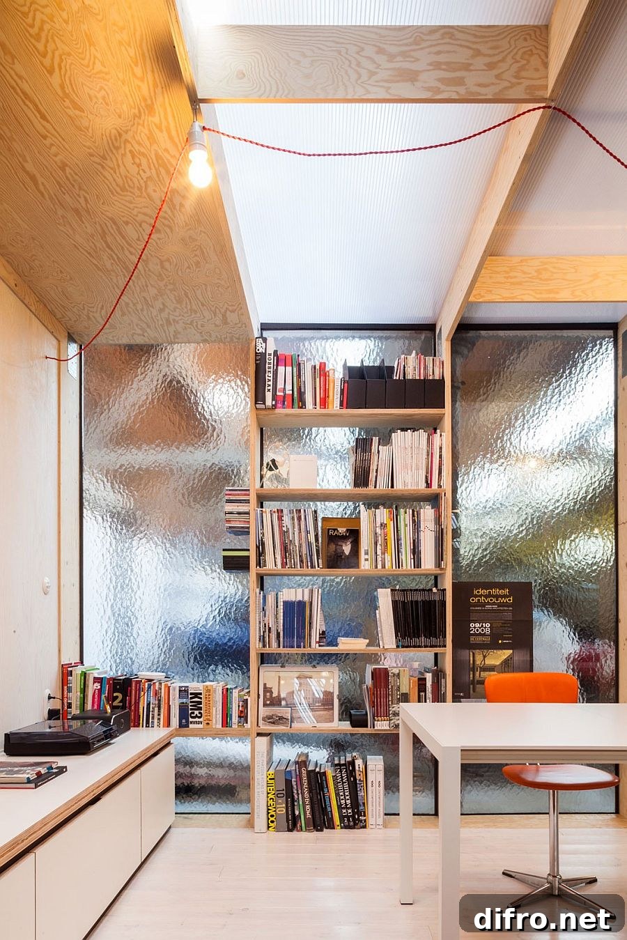 Lighting inside the office is kept simple and elegant