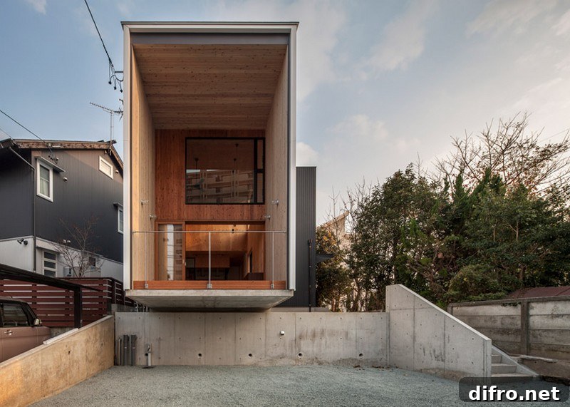 Fly Out House