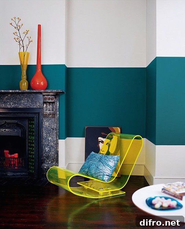 Dark turquoise color blocking in living room