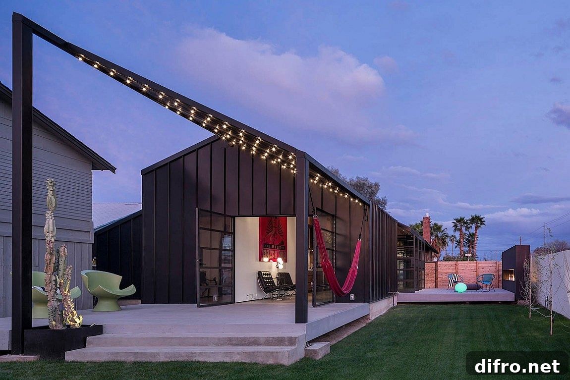 Hammock creates a relaxing outdoor zone next to the cool extension