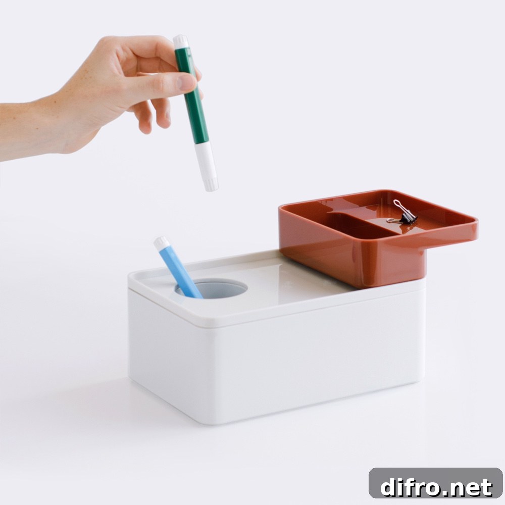 Formwork accessories with pen holder