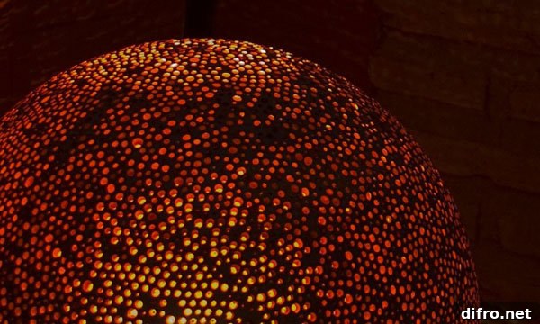 Sponge lamps arranged to create layered garden lighting