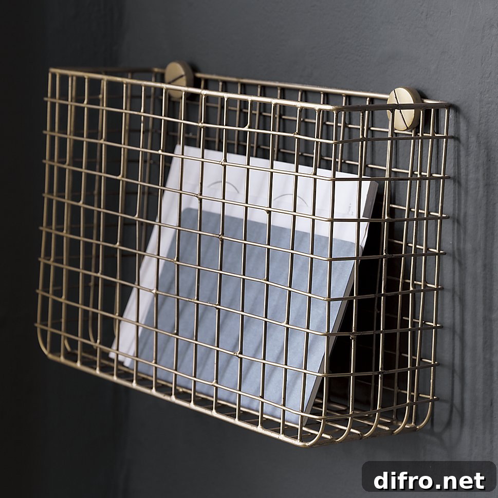 Grid wall storage rack