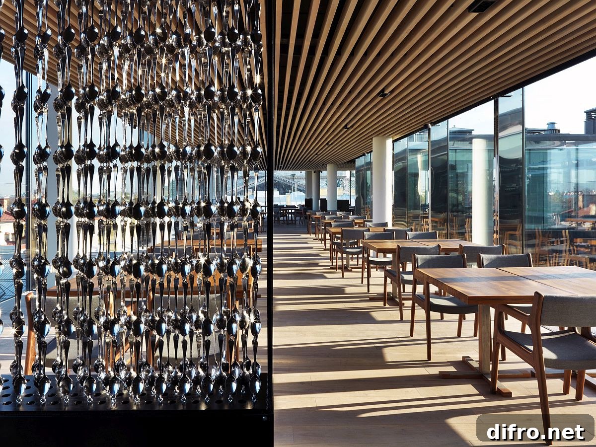 Decorative divider made from spoons