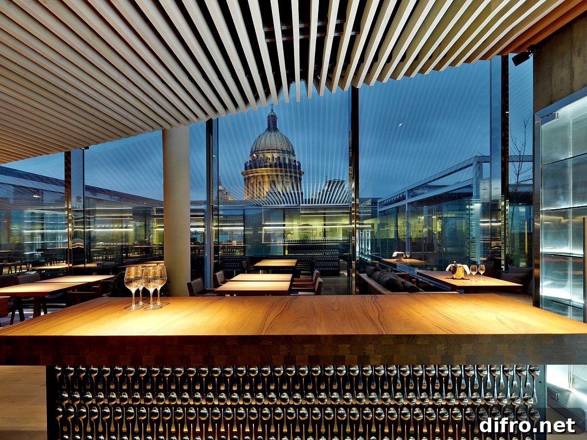 Sparkling and innovative interior of Mansarda