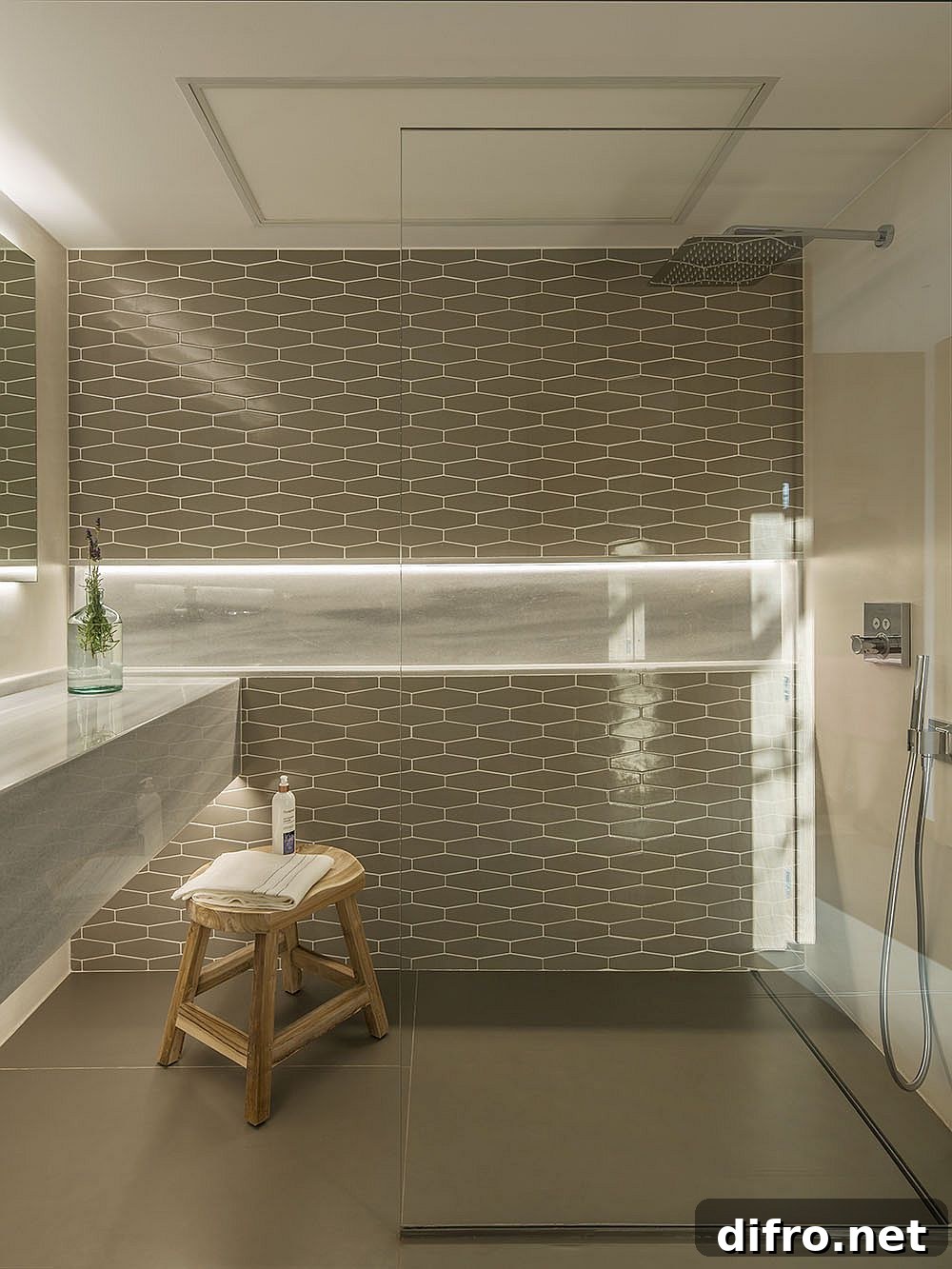 Light-filled bathroom with gray accent and geometric pattern