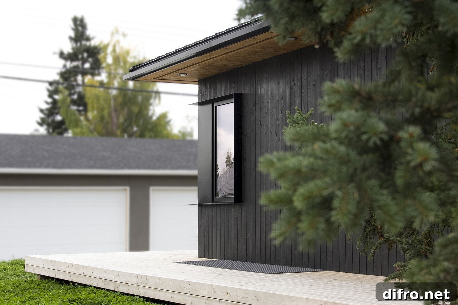 Laneway House provides an easy multi-generational living environment