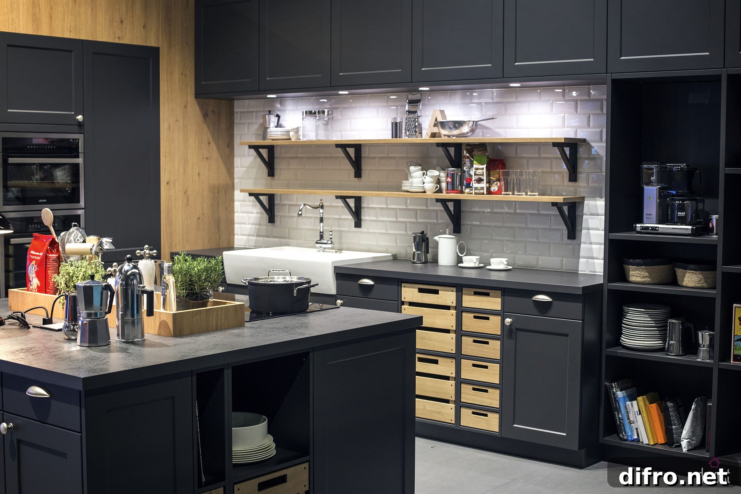 Compact and creative kitchen design