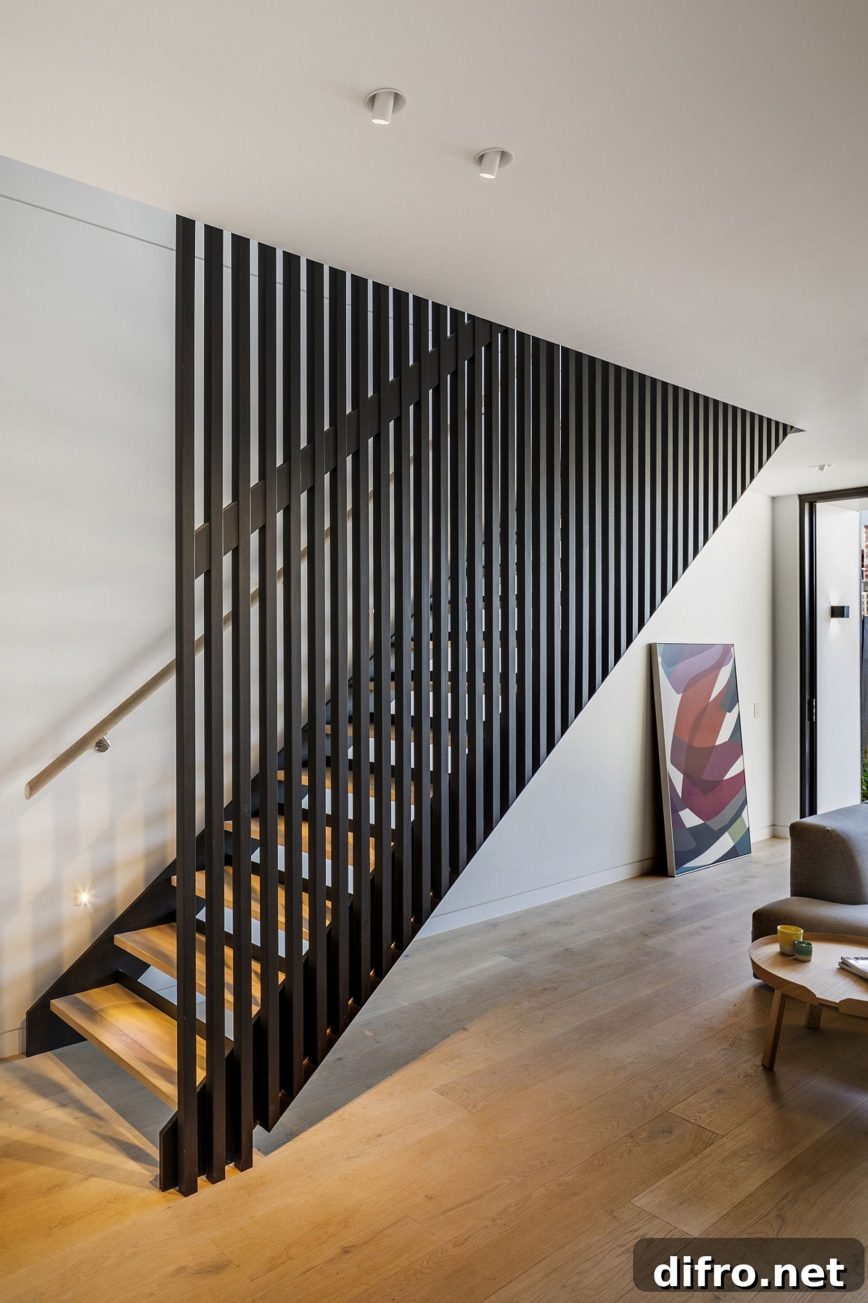 Modern organic staircase in the T2 Residence