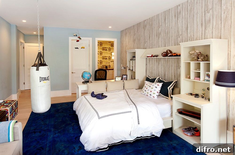 Rugs and pillows in navy blue