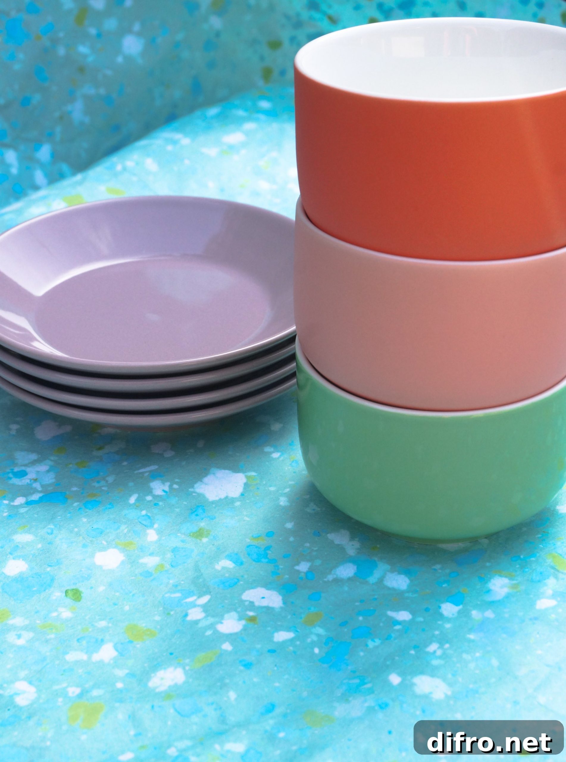 Collection of small serveware