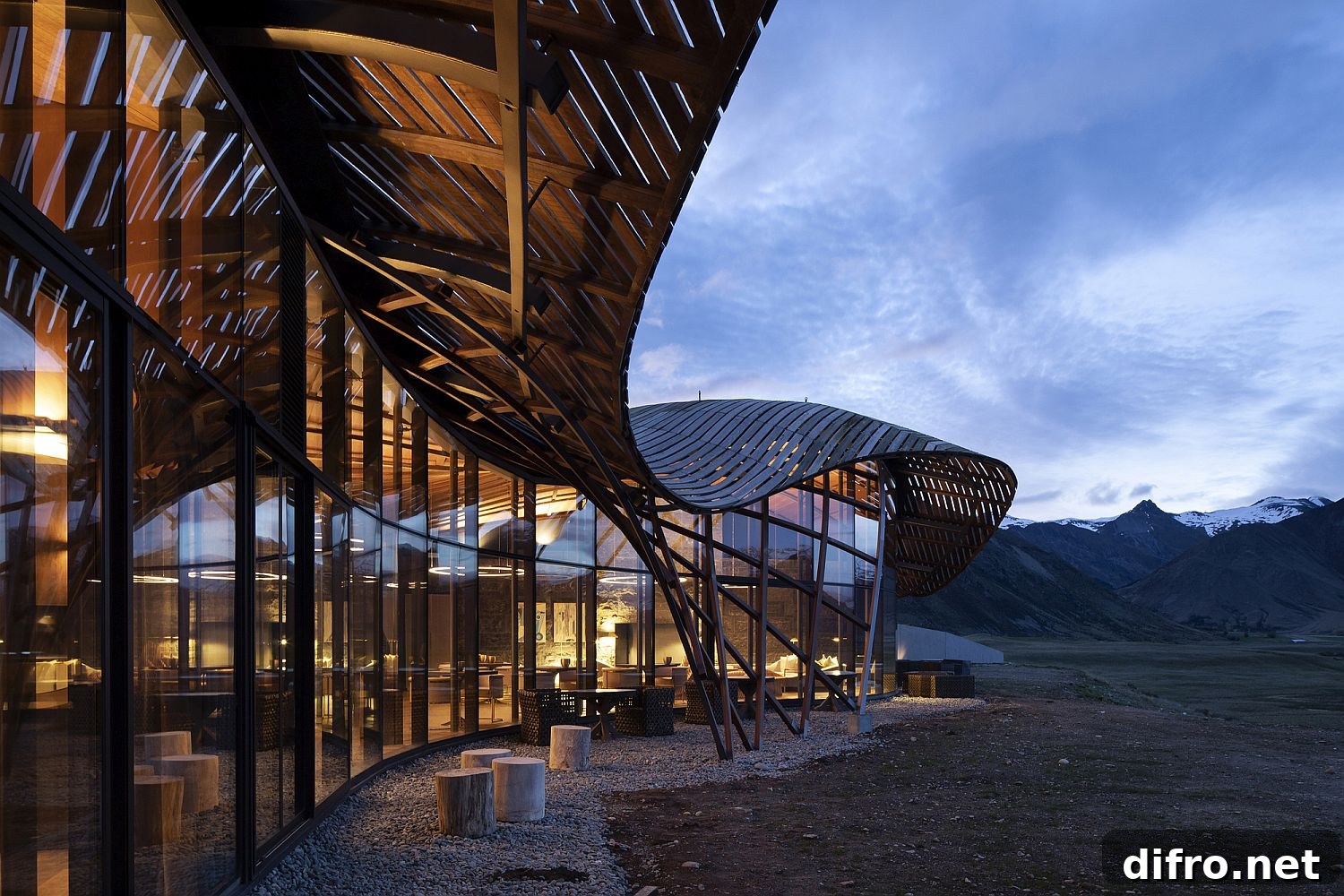Wavy roof inspired by glacial moraines