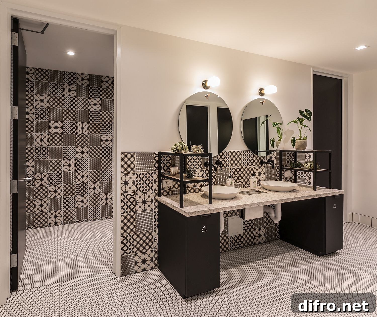 Black-and-white bathroom design in the office