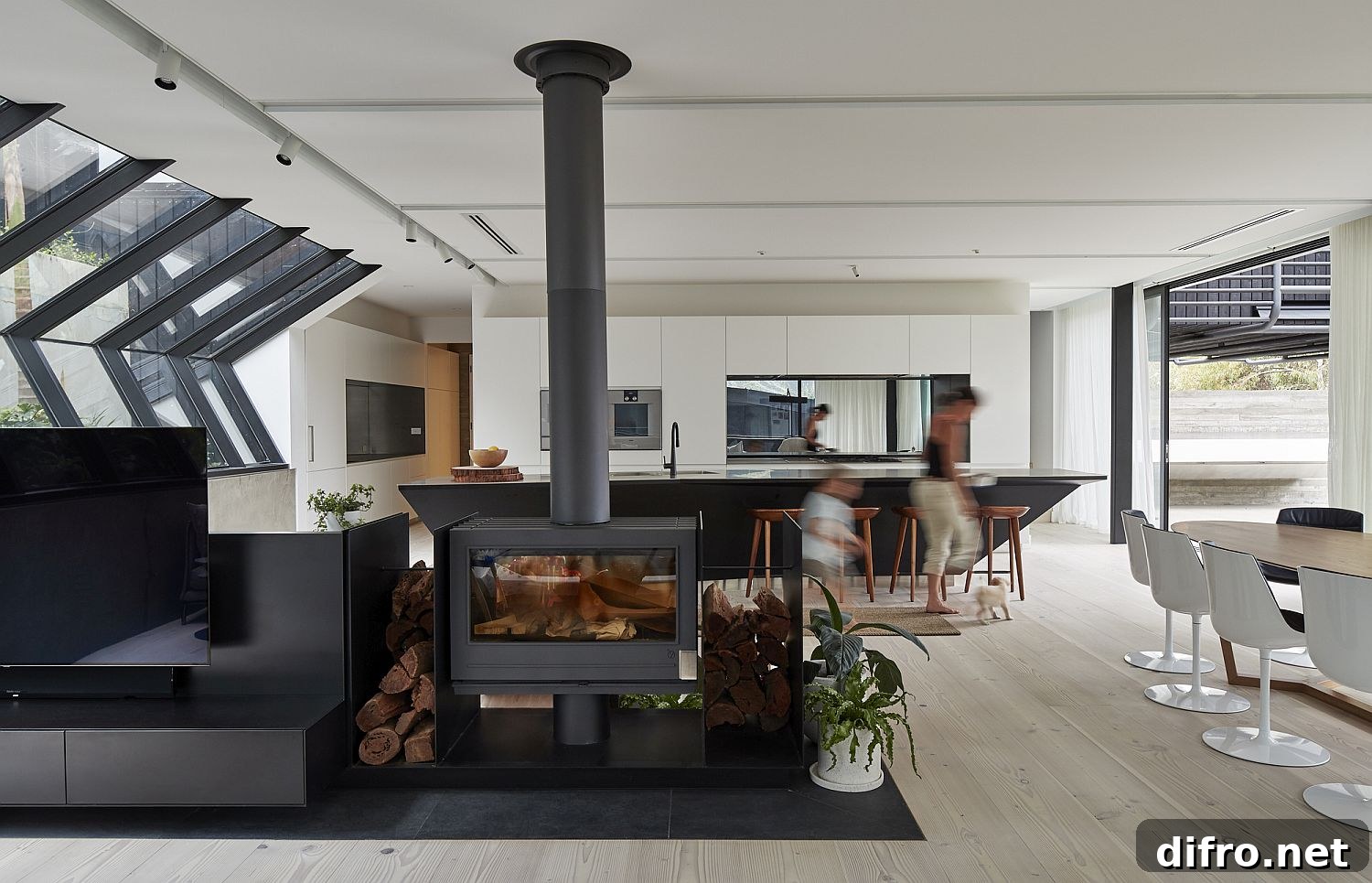 Open plan living area with kitchen and dining