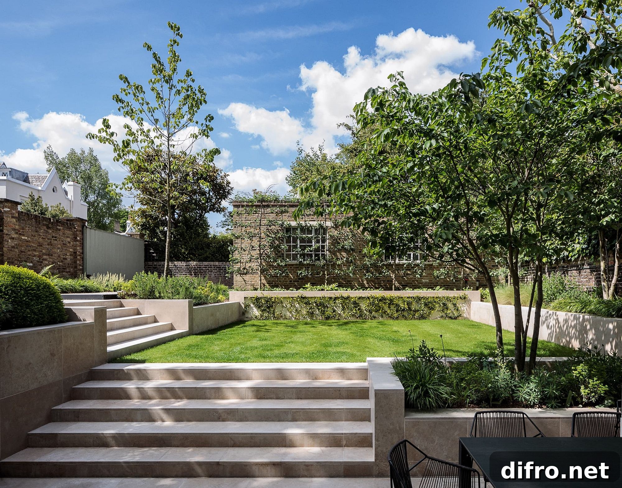 Garden area and exterior of the Carlton Hill Residence