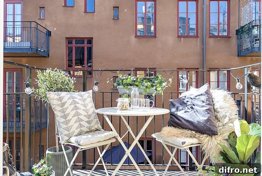 Space-savvy modern garden furniture on a tiny urban balcony