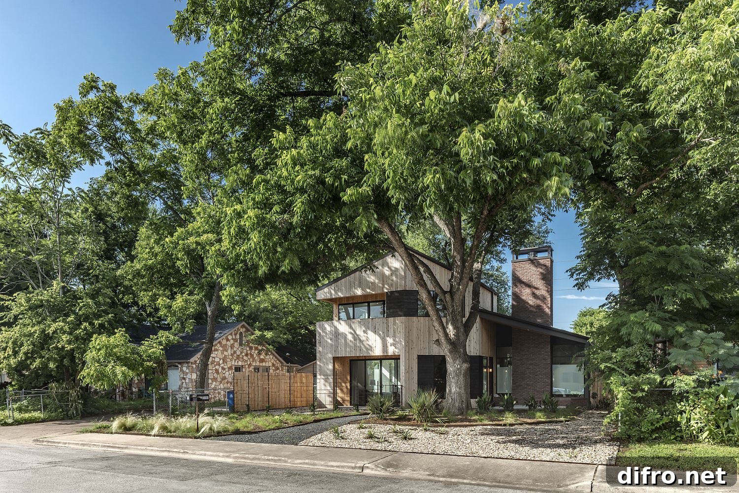 Street facade of the Hewn House in Austin designed by Matt Fajkus Architecture