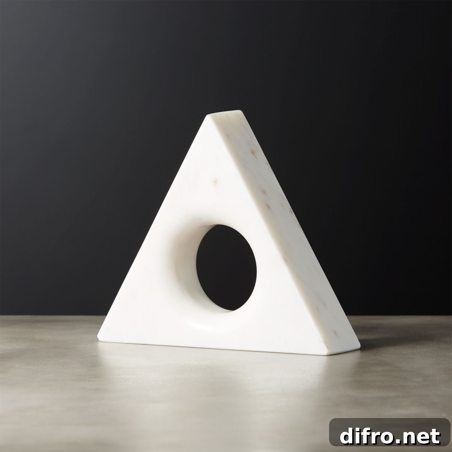 Marble objet d'art