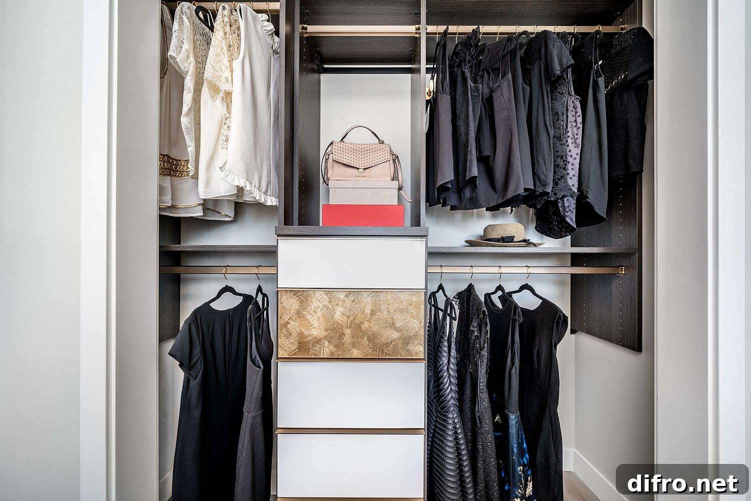Simple small closet
