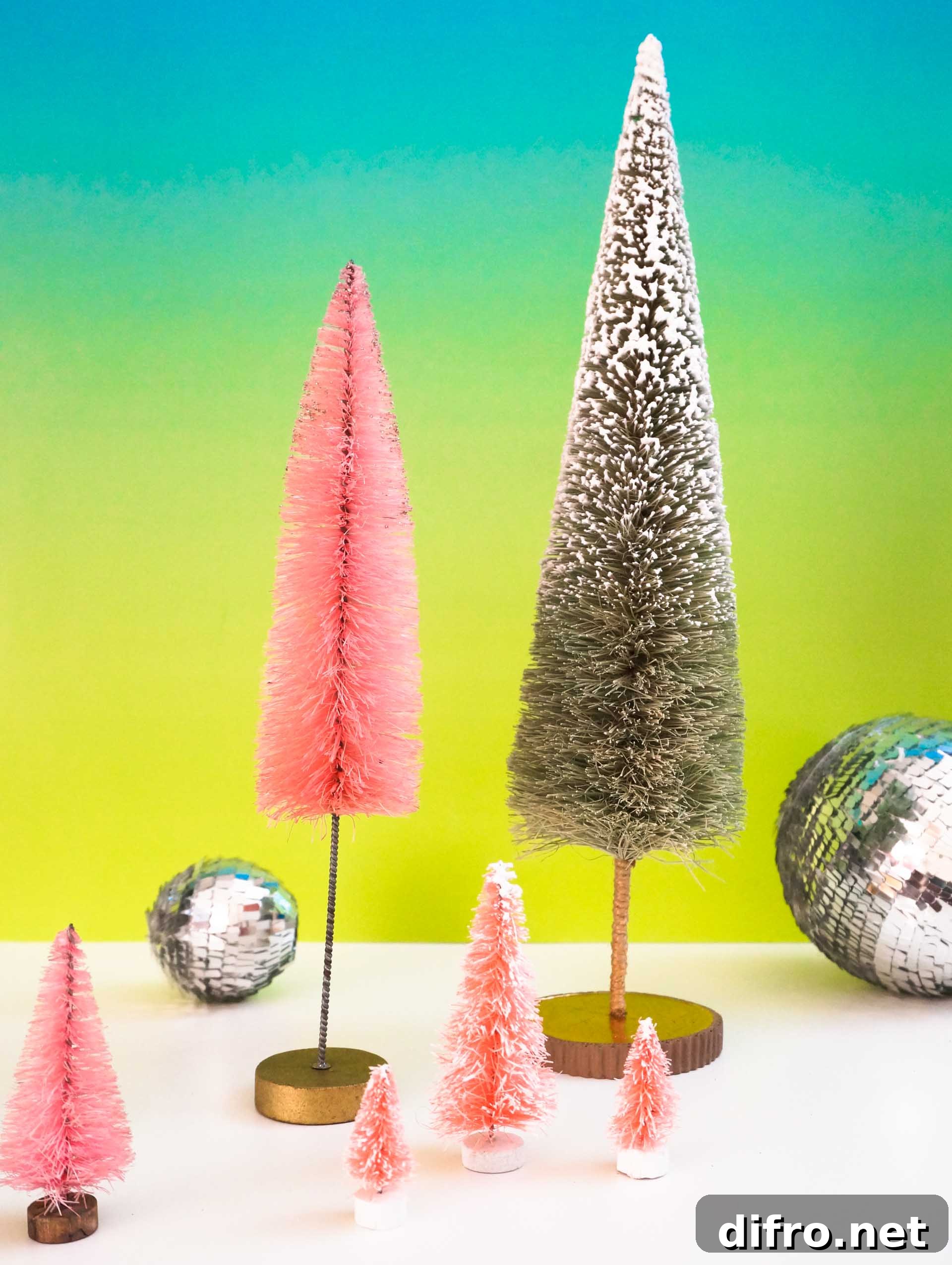 Sisal tabletop trees in green and pink