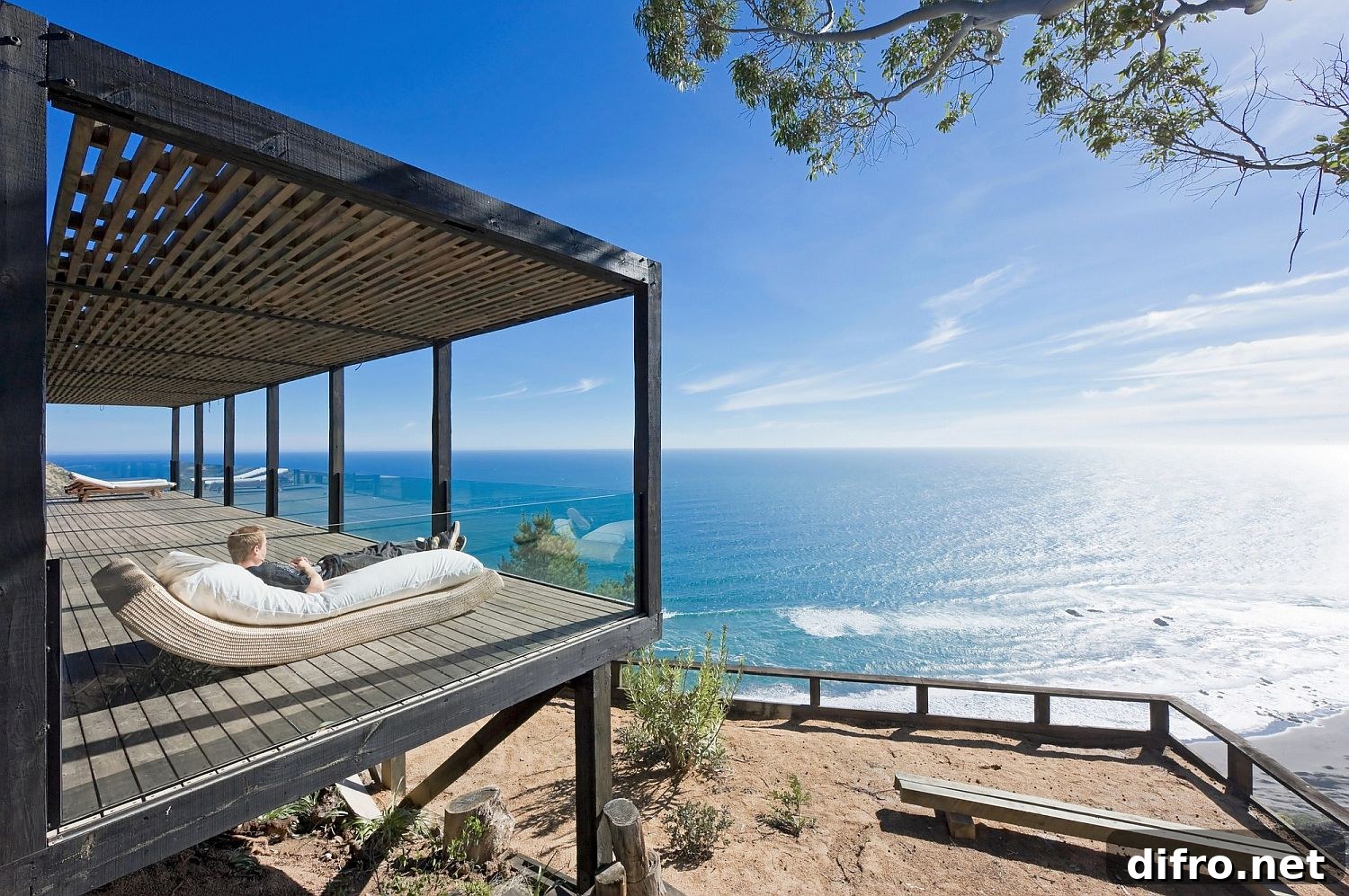 Private deck adjacent to the cliff house