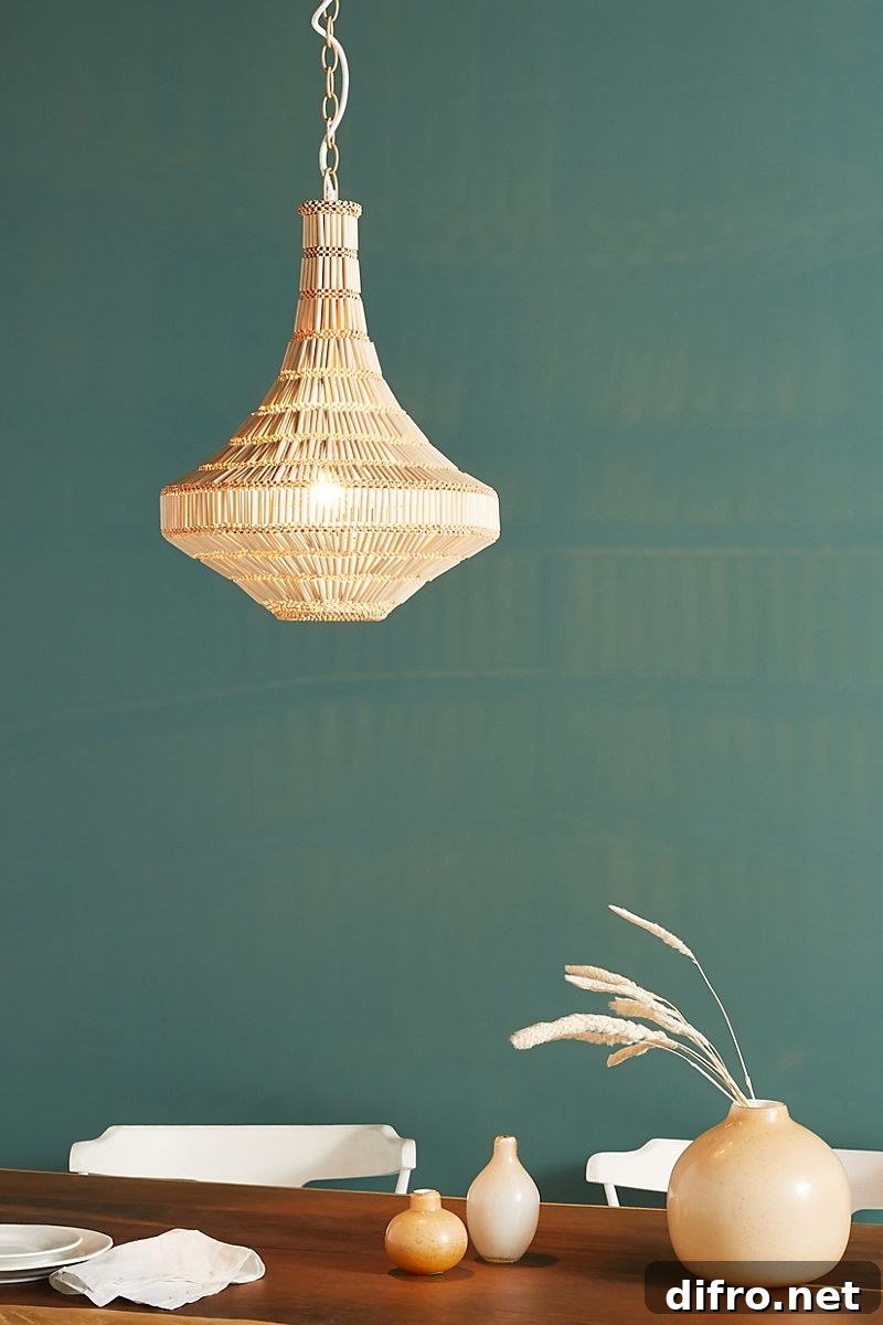 Coconut bead pendant light