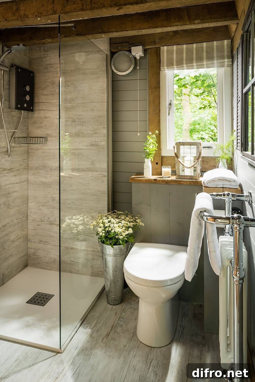 Modern rustic grey bathroom.