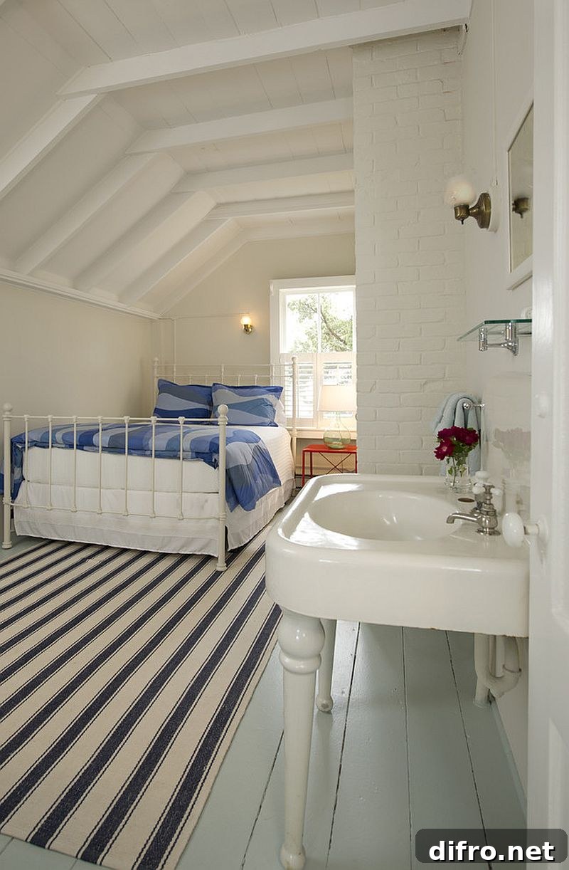 Bedroom with white ceiling beams and distinctive architectural plan